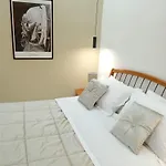 Palazzo Pirozzi Bed & Breakfast *