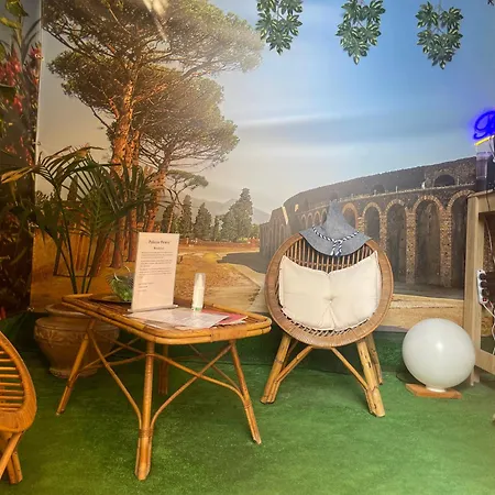 Palazzo Pirozzi 住宿加早餐酒店