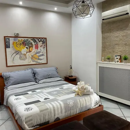 Palazzo Pirozzi Bed & Breakfast *