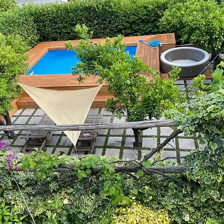 Bed & Breakfast Palazzo Pirozzi *